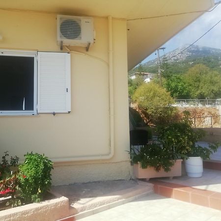 Maria'S Apartment Πόρος Εξωτερικό φωτογραφία