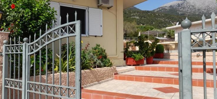 Maria'S Apartment Πόρος Εξωτερικό φωτογραφία